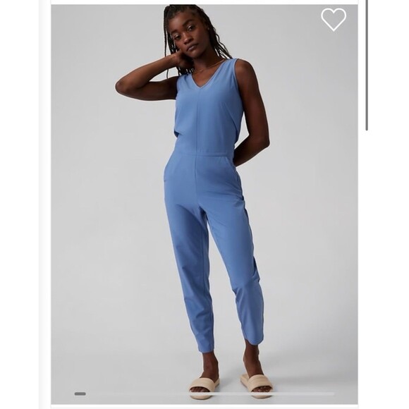 ATHLETA Brooklyn Jumpsuit Size 6 Cottage Blue Active Athleisure Performance - Picture 1 of 14